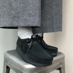 Clarks sko - Wallabee black suede
