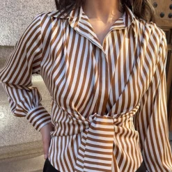Karmamia Copenhagen skjorte - Lee toffee stripe