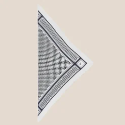 Lala Berlin tørklæde - Triangle Trinity Classic M alabastro/off white