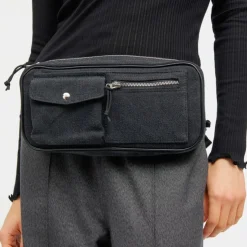Mads Nørgaard bumbag - Botique Washed Carni washed black